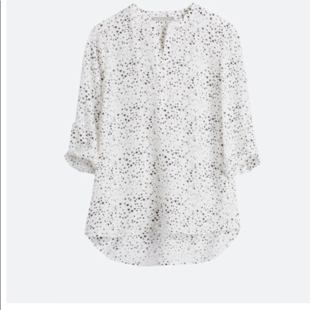 Daniel Rainn women’s medium top
